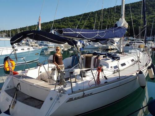 Segelyacht Salona 45 Yachtcharter in Kastel Gomilica