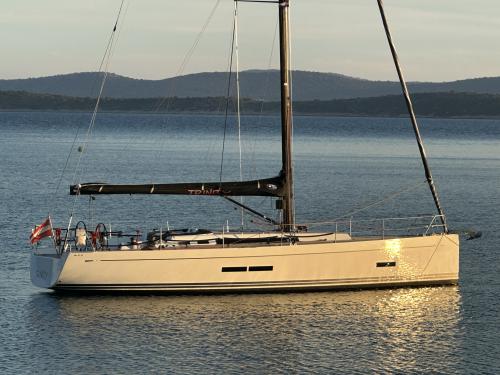 Segelboot Solaris 44 Yachtcharter in Marina Punat