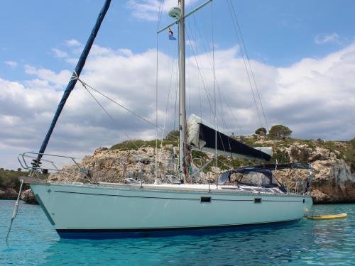 Sailing yacht Sun Kiss 47 for rent in Golfo Aranci
