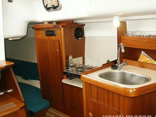 Sailing yacht Sun Odyssey 24.2 available for charter in Marina Maran