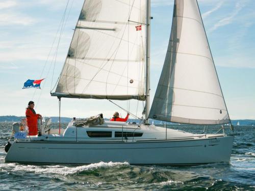 Yacht Sun Odyssey 30i for rent in Flensburg