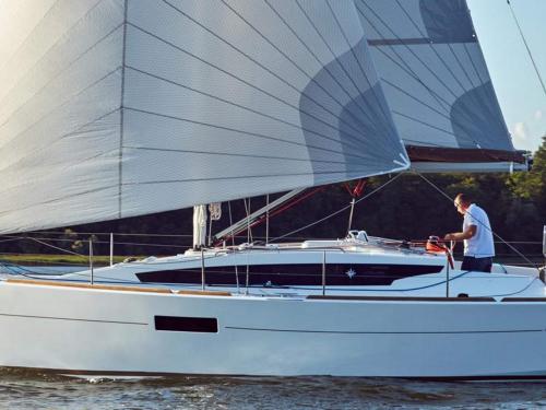 Sailing boat Sun Odyssey 319 for hire in La Trinite sur Mer