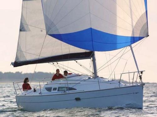 Yacht Sun Odyssey 32i chartern in ACI Marina Pula