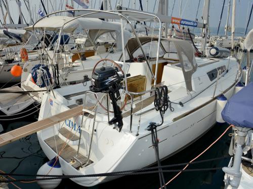 Sailing boat Sun Odyssey 33i available for charter in Pirovac