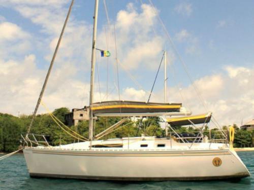 Sailing yacht Sun Odyssey 34 for hire in Ribishi