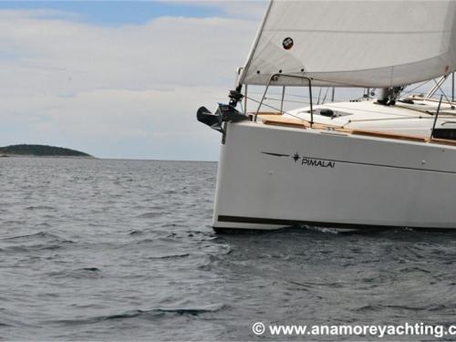 Sailboat Sun Odyssey 349 for rent in Primosten