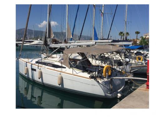 Sailing boat Sun Odyssey 349 for hire in Gouvia