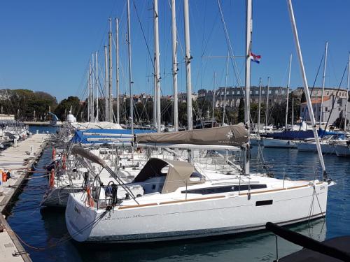 Sailing yacht Sun Odyssey 349 for rent in Pula