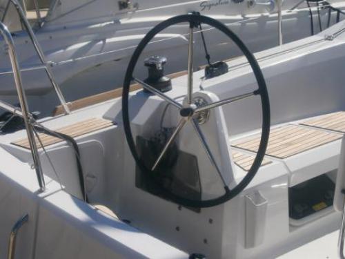Sailing boat Sun Odyssey 349 for rent in Bandol