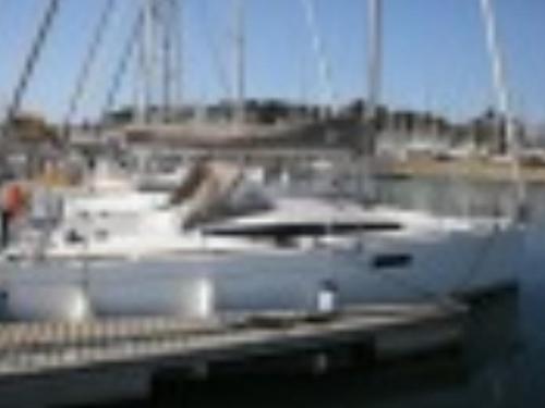 Yacht Sun Odyssey 349 Yachtcharter in La Trinite sur Mer Hafen