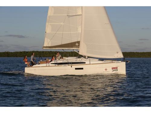 Sailing yacht Sun Odyssey 349 for rent in L Estartit