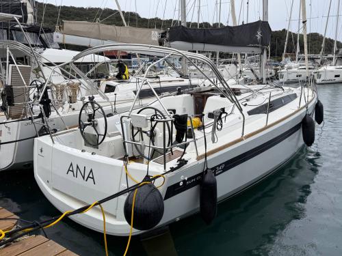 Sailing boat Sun Odyssey 349 available for charter in Pula