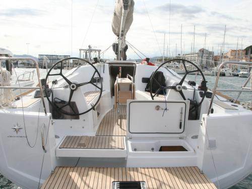 Segelboot Sun Odyssey 349 chartern in Hyeres