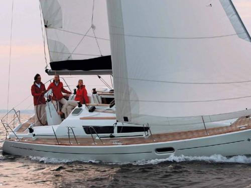 Sailboat Sun Odyssey 36i for rent in Preveza
