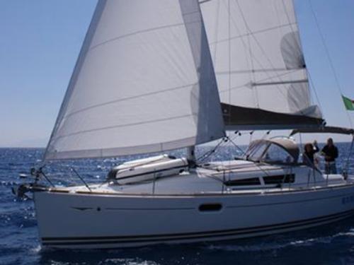 Segelboot Sun Odyssey 36i chartern in Marina di San Vincenzo