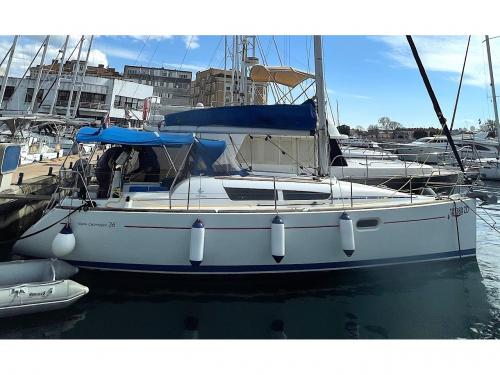 Segelyacht Sun Odyssey 36i chartern in Zadar