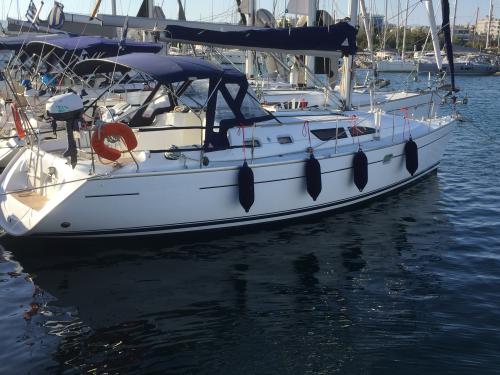 Yacht Sun Odyssey 37 available for charter in Athens