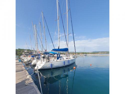 Yacht Sun Odyssey 37 for charter in Achillio