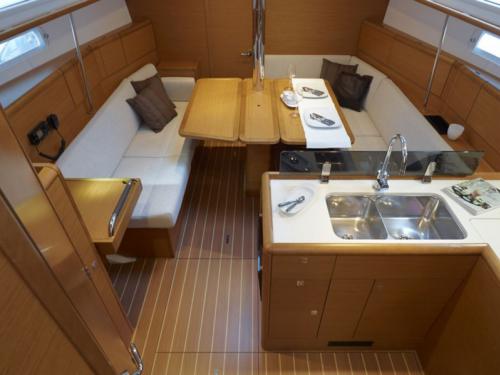Yacht Sun Odyssey 379 Yachtcharter in Arzon