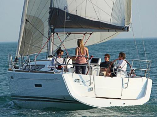 Sailing yacht Sun Odyssey 379 for rent in Heiligenhafen