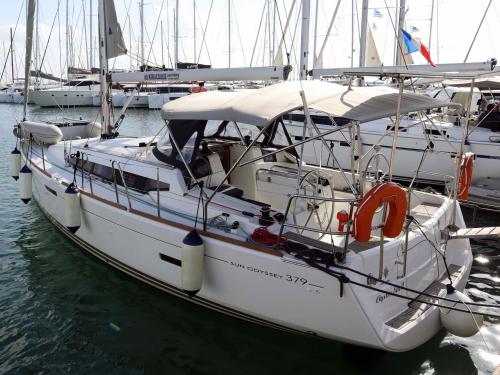 Sailing boat Sun Odyssey 379 available for charter in Athens