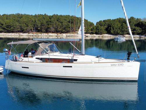 Segelyacht Sun Odyssey 389 Yachtcharter in Marina Veruda