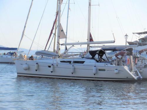 Yacht Sun Odyssey 39i chartern in Volos