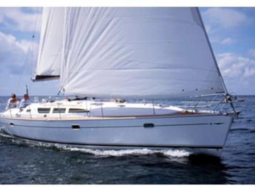 Yacht Sun Odyssey 40 chartern in Betina