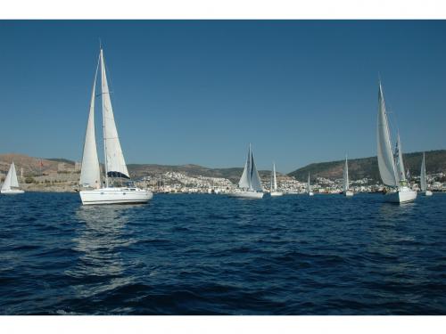 Yacht Sun Odyssey 40 - Sailboat Charter Orhaniye