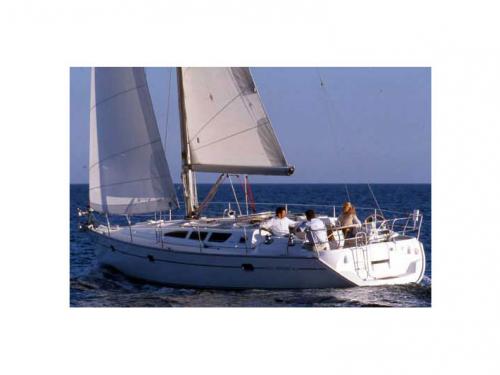 Sailing yacht Sun Odyssey 40.3 for rent in Lefkas Marina