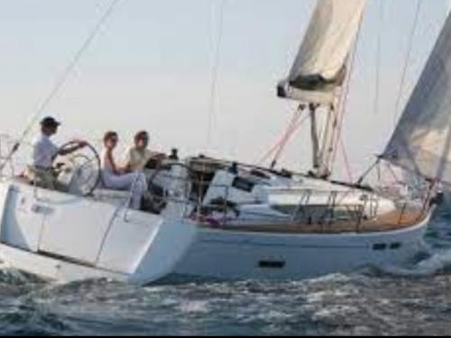 Segelboot Sun Odyssey 409 chartern in La Trinite sur Mer