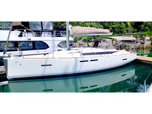 Sailboat Sun Odyssey 409 for rent in Ko Chang