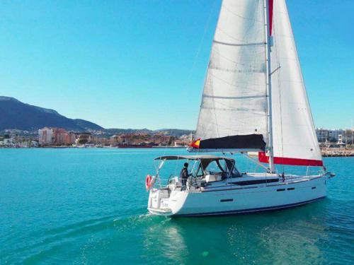 Sailing yacht Sun Odyssey 409 available for charter in Marina de Denia