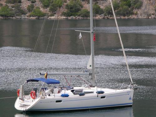 Sailboat Sun Odyssey 409 available for charter in Golfo Aranci