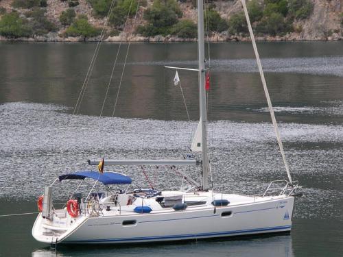 Segelyacht Sun Odyssey 409 Yachtcharter in Golfo Aranci