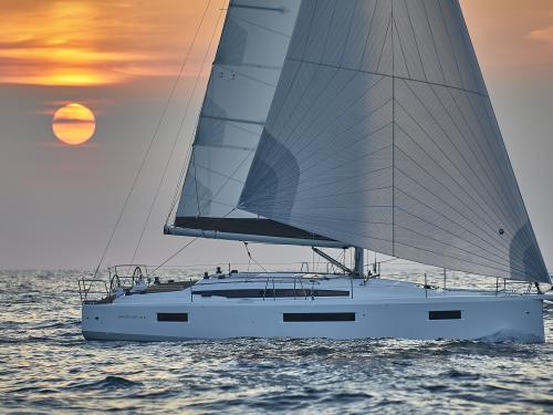 Sailing yacht Sun Odyssey 410 for charter in Marmaris