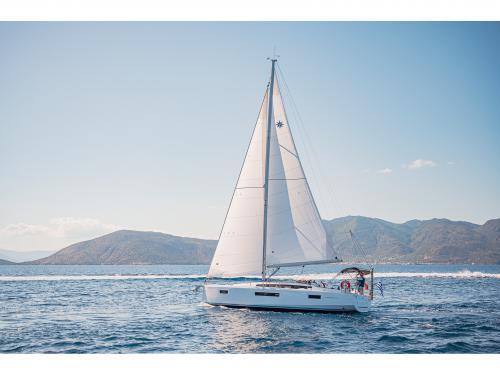 Segelyacht Sun Odyssey 410 Yachtcharter in Athen