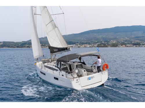 Sailing yacht Sun Odyssey 410 for rent in Kos City