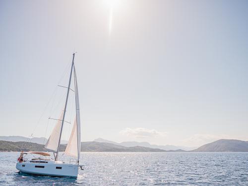 Sailboat Sun Odyssey 410 for charter in Athens