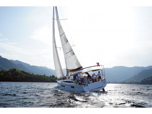 Sailing yacht Sun Odyssey 410 available for charter in Marmaris
