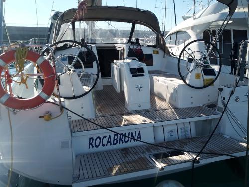 Sailboat Sun Odyssey 410 for hire in Palamos
