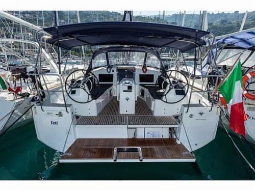 Yacht Sun Odyssey 410 for rent in Messina