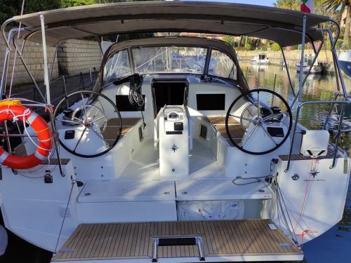 Segelboot Sun Odyssey 410 Yachtcharter in Portorosa