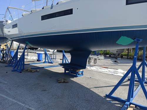 Yacht Sun Odyssey 410 chartern in Volos