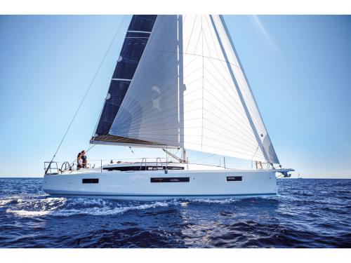 Yacht Sun Odyssey 410 for rent in Nettuno