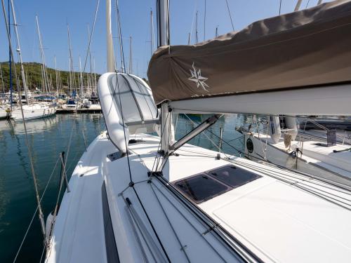 Segelyacht Sun Odyssey 410 chartern in Saint Mandrier sur Mer Segelyacht Sun Odyssey 410 chartern in Saint Mandrier sur Mer