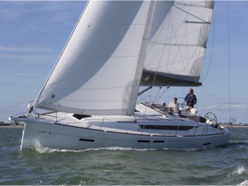 Yacht Sun Odyssey 419 available for charter in Club Nautic Costa Brava