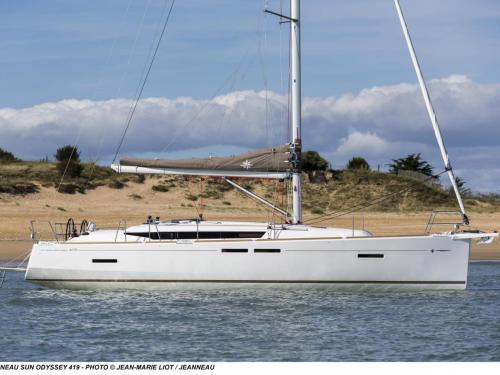 Yacht Sun Odyssey 419 chartern in Lefkas