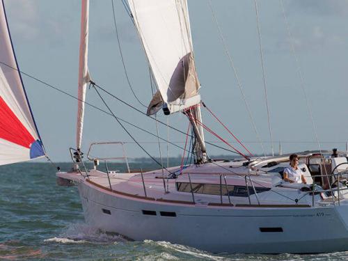 Yacht Sun Odyssey 419 Yachtcharter in Athen