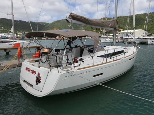 Yacht Sun Odyssey 419 for charter in Road Town